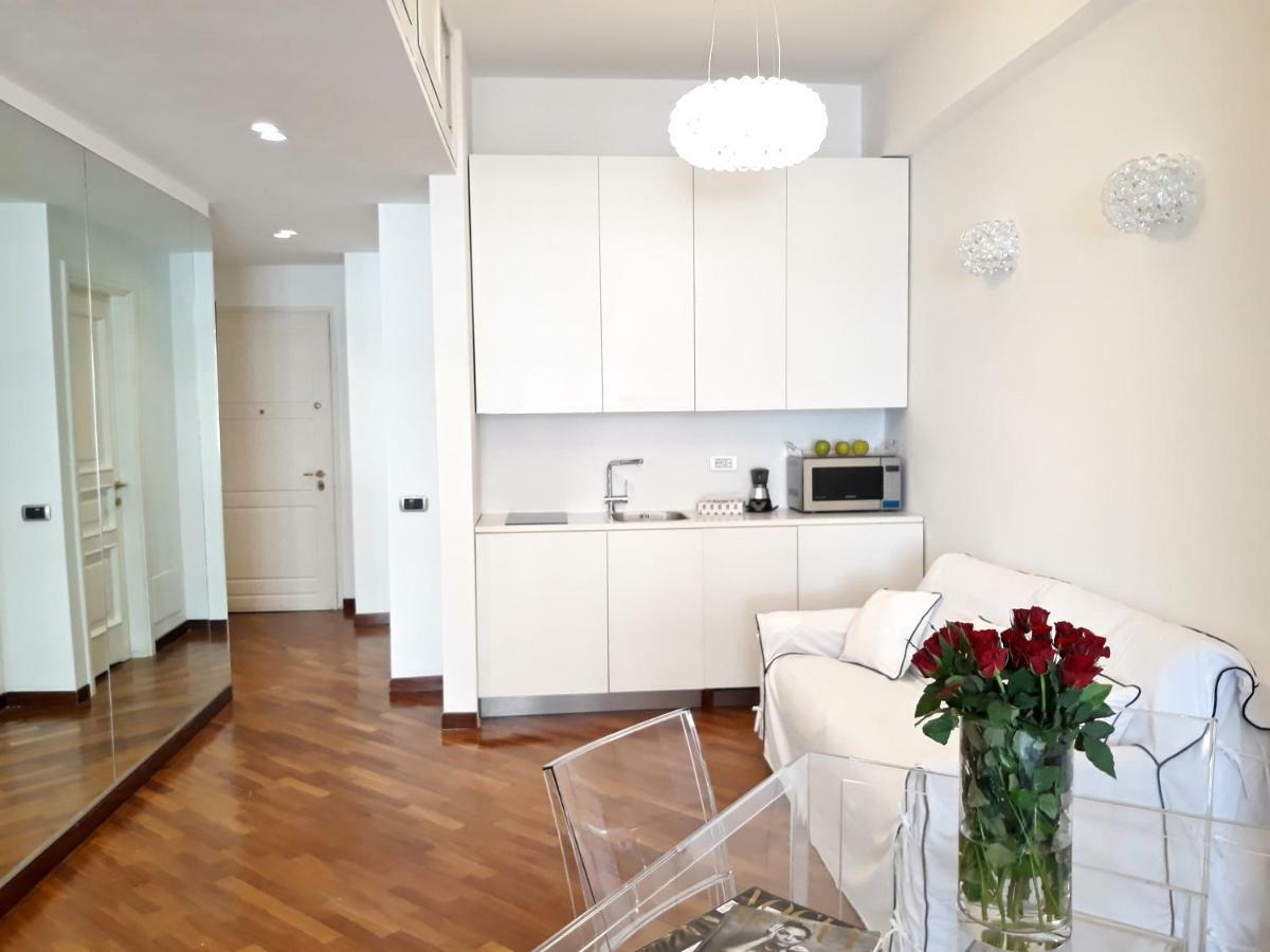 Ad Home Centro Genoa Bagian luar foto