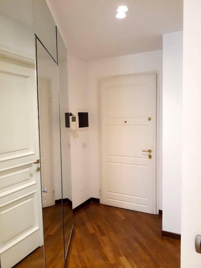 Ad Home Centro Genoa Bagian luar foto